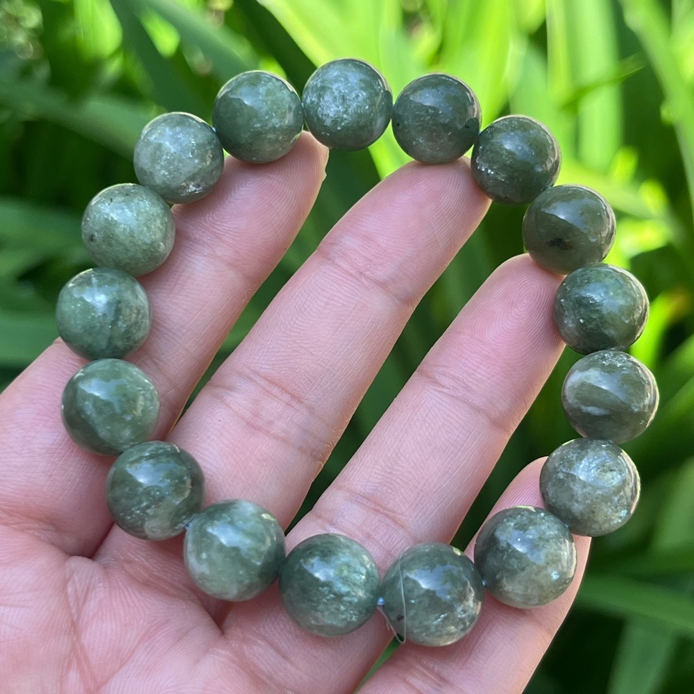 12mm stretchable green emerald bracelet‎